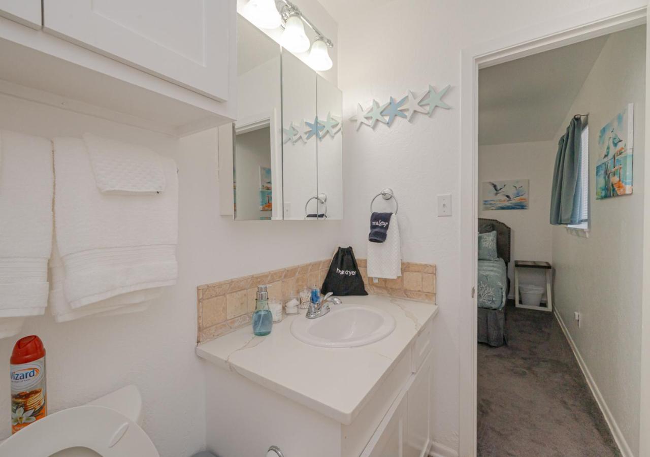 Вилла Knot Bay Haven, Dog Friendly, Hot Tub, Fenced Yard, Patio And Grill, 3 Br Рокпорт Экстерьер фото